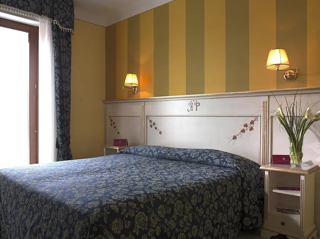 ***  Hotel Panorama Ristorante ***S Torri Del Benaco Italy