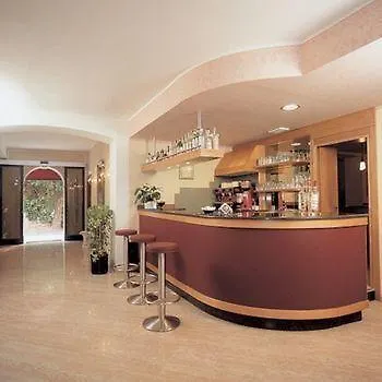 Hotel Panorama Ristorante ***S Torri Del Benaco